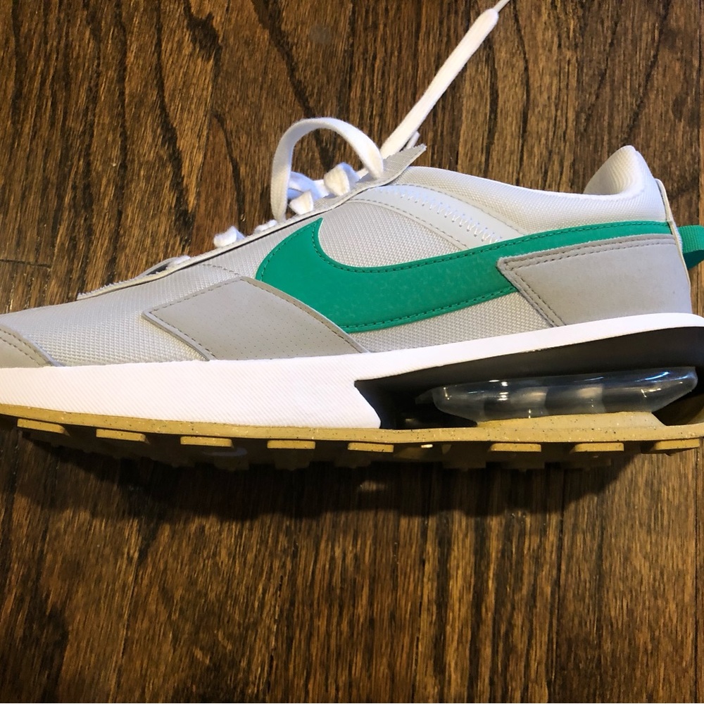 Nike Air Max Pre-Day